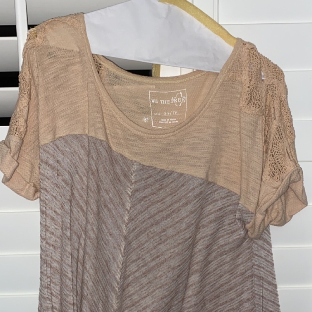 Free People XS Hardly Worn tan beige crochet shirt